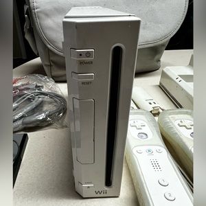 Wii Game System with Wii Sports disc